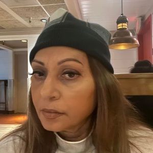 Meet your Posher, Zarina